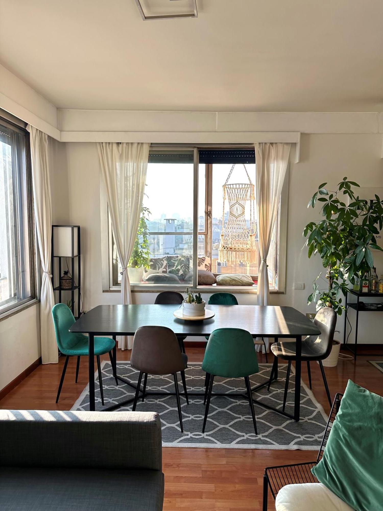 Urban Jungle - Attico Vista Duomo Apartment Milan Bagian luar foto